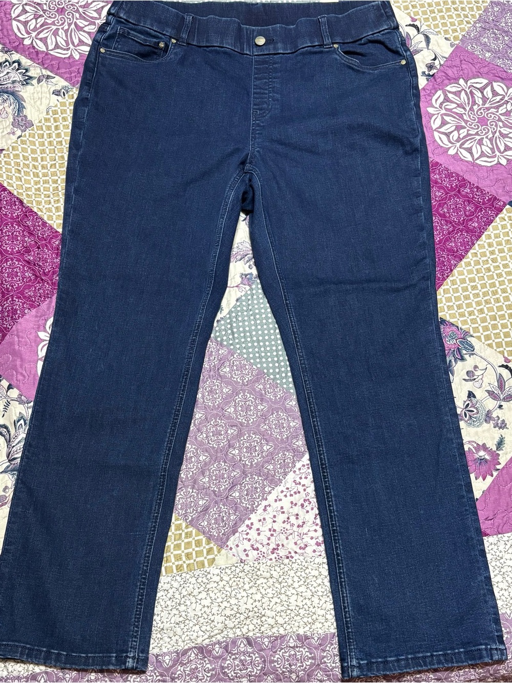 d&co. Signature Straight Leg Jeans in Blue Size 18W